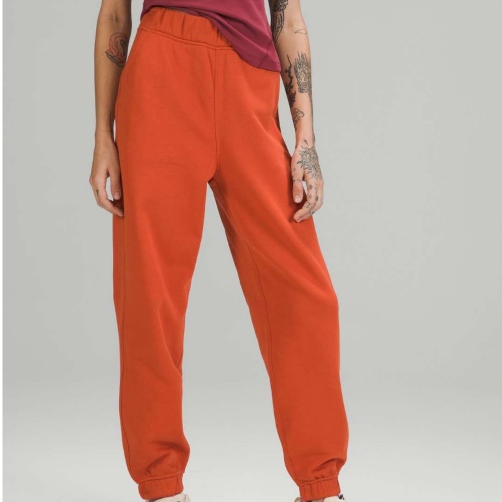 Lululemon Relaxed High Rise Jogger